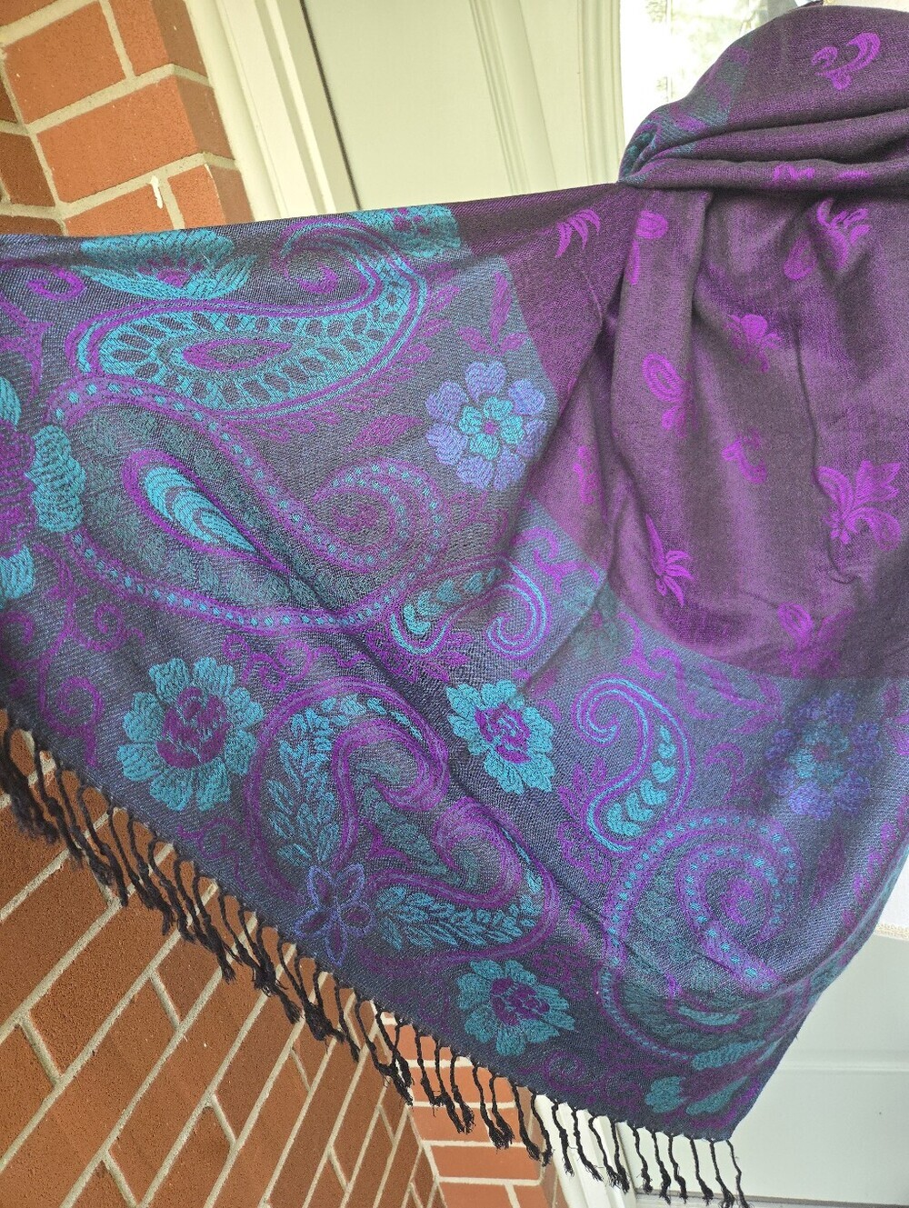 Pasiley Scarf - Picture 3 of 3